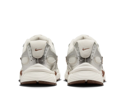 Nike V5 Rnr Kadın Beyaz Sneaker Ayakkabı HQ7901-102