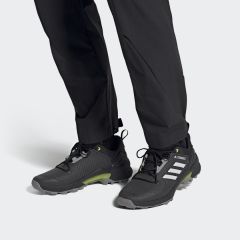 adidas TERREX SWIFT R3 HIKING SHOES FW2777