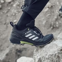 adidas TERREX SWIFT R3 HIKING SHOES FW2777