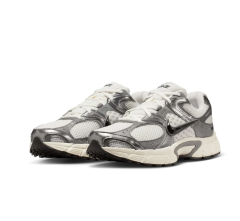 Nike V5 Rnr Erkek Gri Sneaker Ayakkabı HJ5228-009