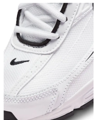 NikeBeyaz Kadın Lifestyle Ayakkabı FQ6873-101