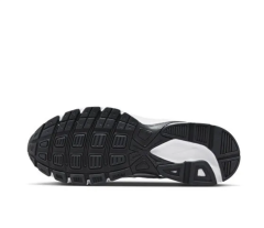NikeBeyaz Kadın Lifestyle Ayakkabı FQ6873-101