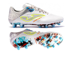 Joma Xpander Beyaz ve gümüş krampon XPAS2332FG