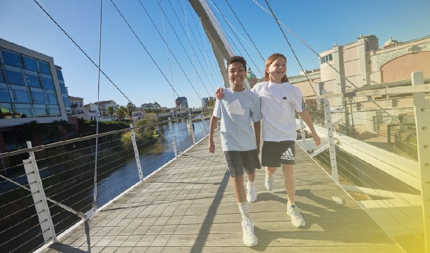 Küçük Sporcuların Büyük Stili: En Renkli Spor Giyimler Burada!